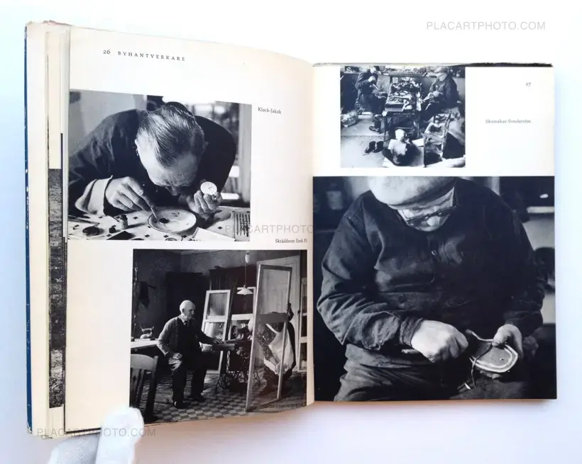 Byn med det bla huset