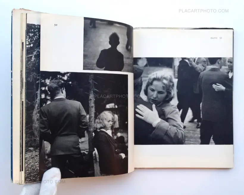 Byn med det bla huset