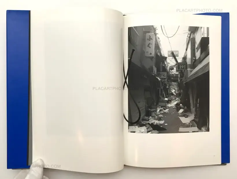 Kobe 1995 After the Earthquake (SIGNED)