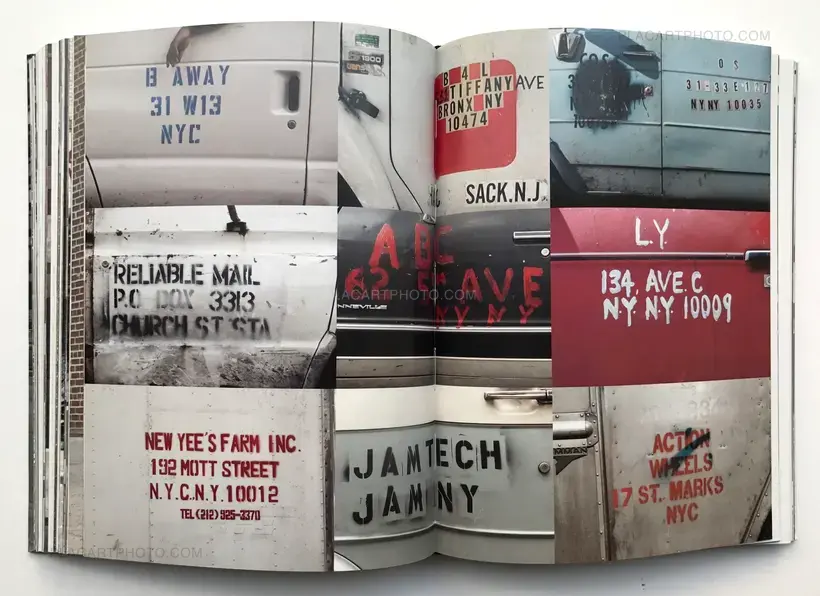 Endcommercial : Reading the city