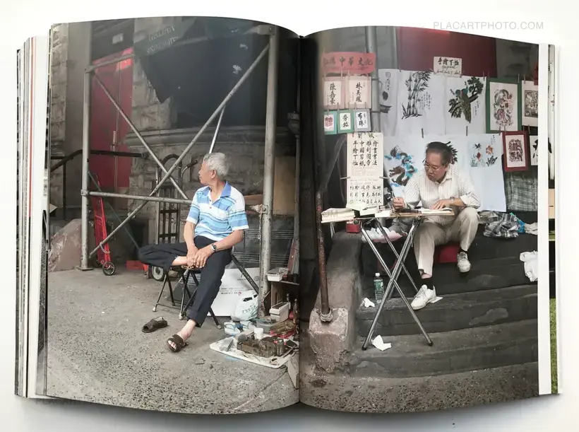 Endcommercial : Reading the city