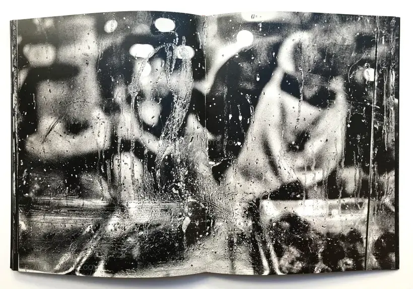 Between gaze and hallucination (SIGNED)