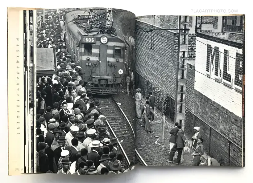 House of Bondage : a South African Black Man Exposes in His Own Pictures and Words the Bitter Life of His Homeland Today