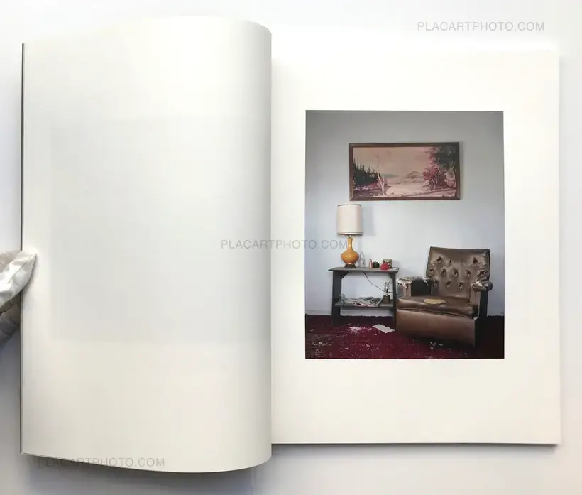 Grays the mountain sends