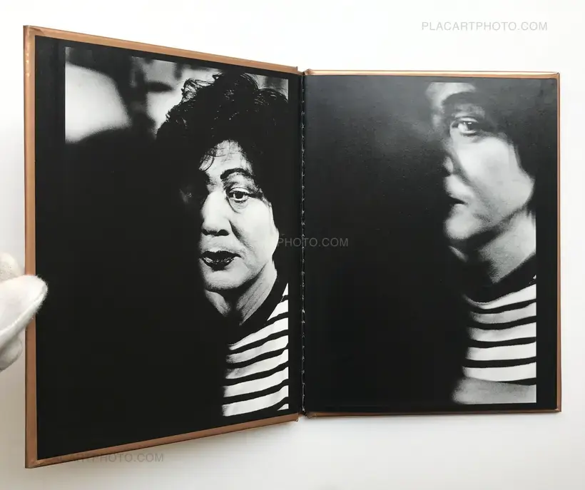 One Picture Book # 90 : Self (WITH A SIGNED PRINT)