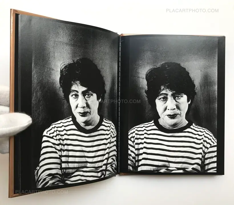 One Picture Book # 90 : Self (WITH A SIGNED PRINT)