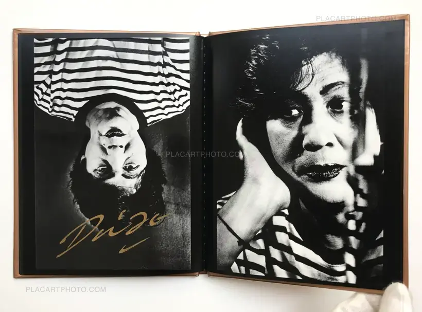 One Picture Book # 90 : Self (WITH A SIGNED PRINT)