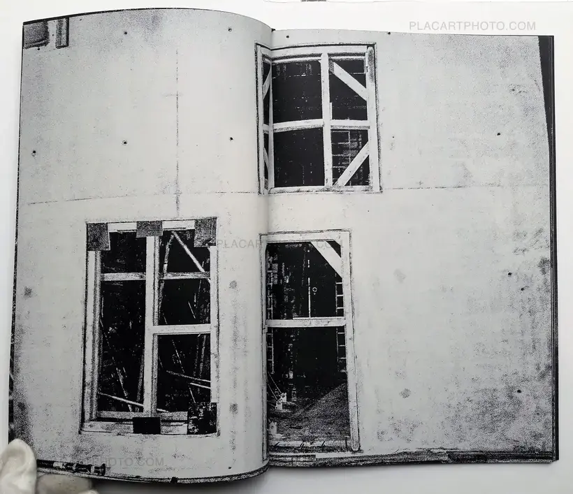 Tomorrow never knows (SIGNED - ONLY 100 COPIES)