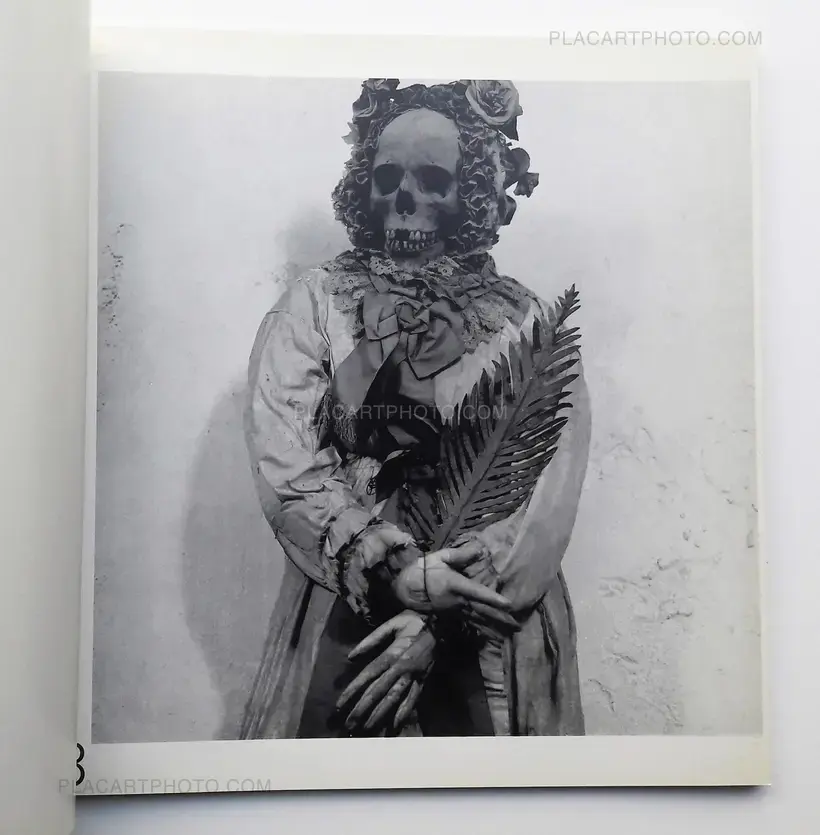 Mas Aca del Mas Alla (SIGNED)