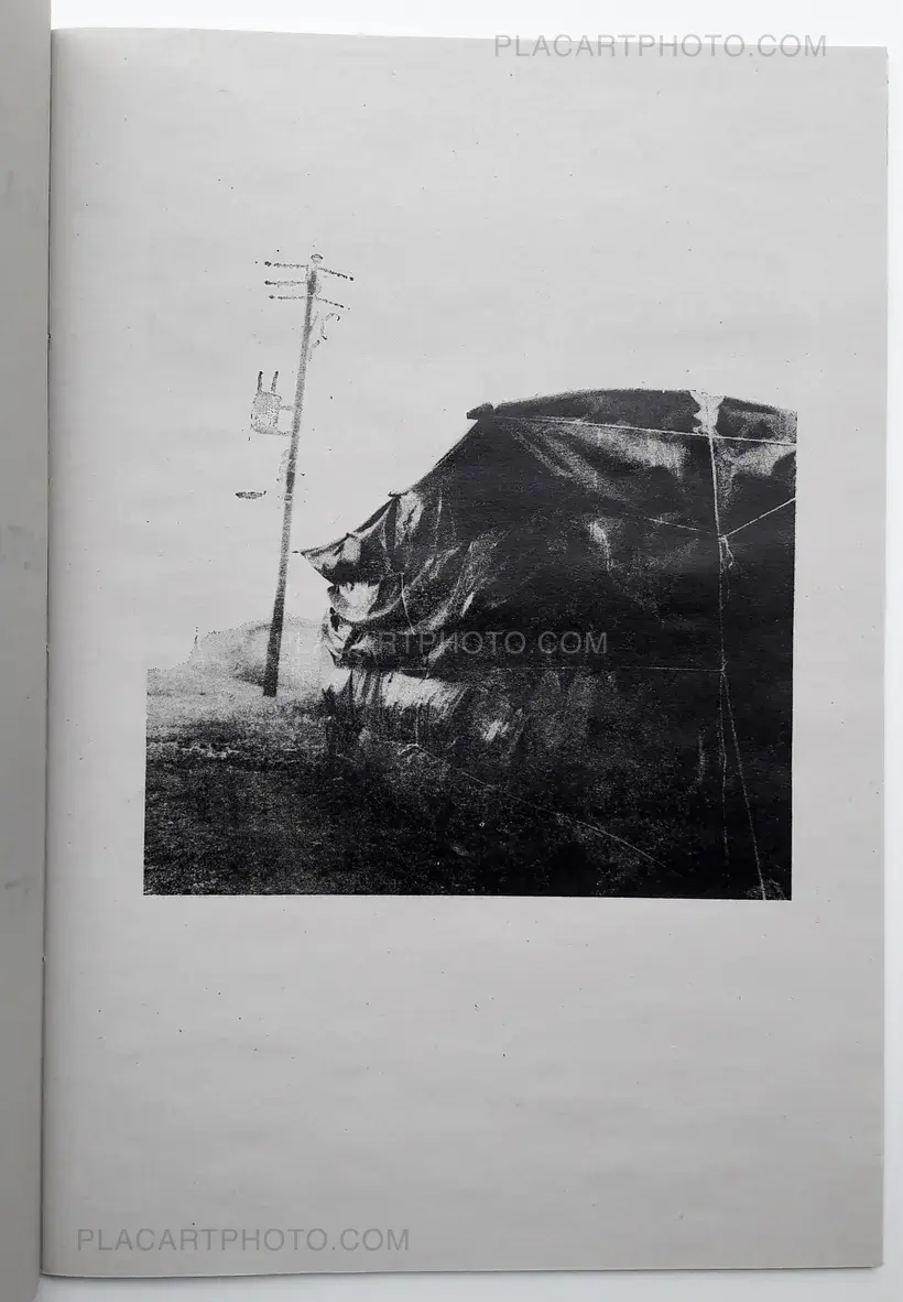 Detalles secundarios / Details secondaires (ONLY 100 COPIES - SIGNED)