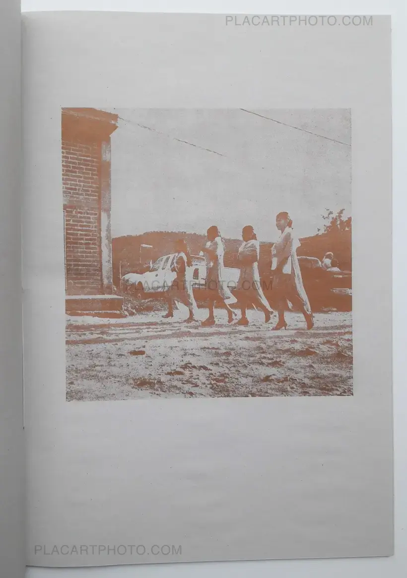 Detalles secundarios / Details secondaires (ONLY 100 COPIES - SIGNED)