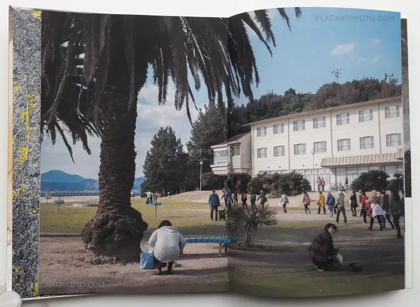 Hiroshima Graph : Rabbits abandon their children (ONLY 72 COPIES - SIGNED)