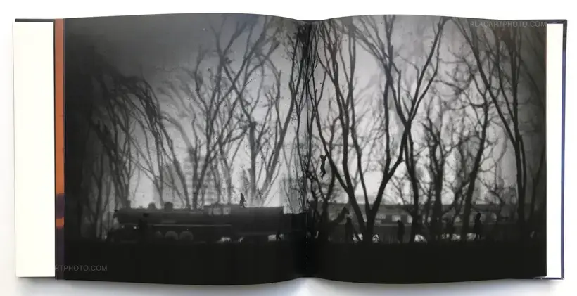 Mais la nuit ne part pas pour autant