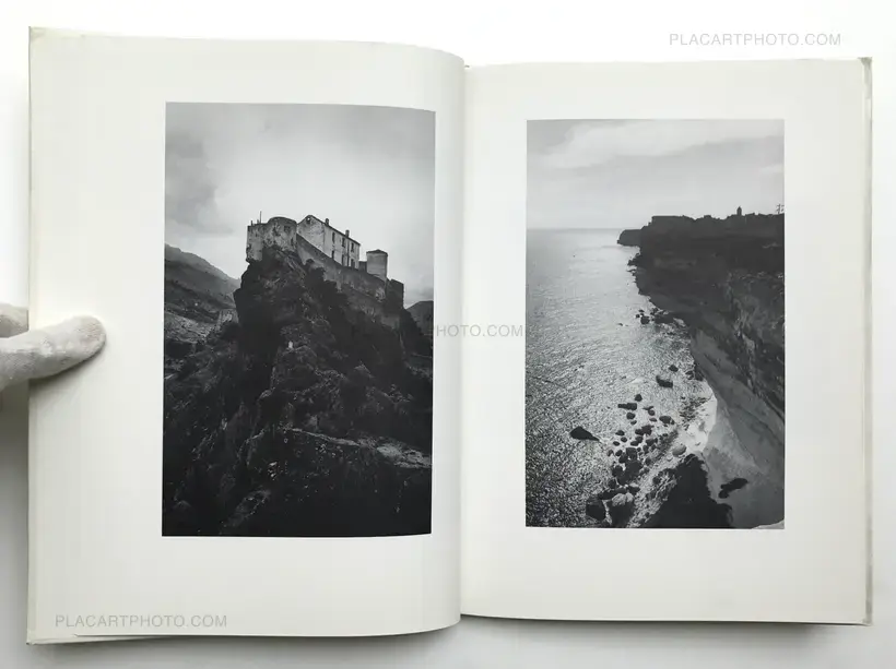 LA RENFERMÉE LA CORSE