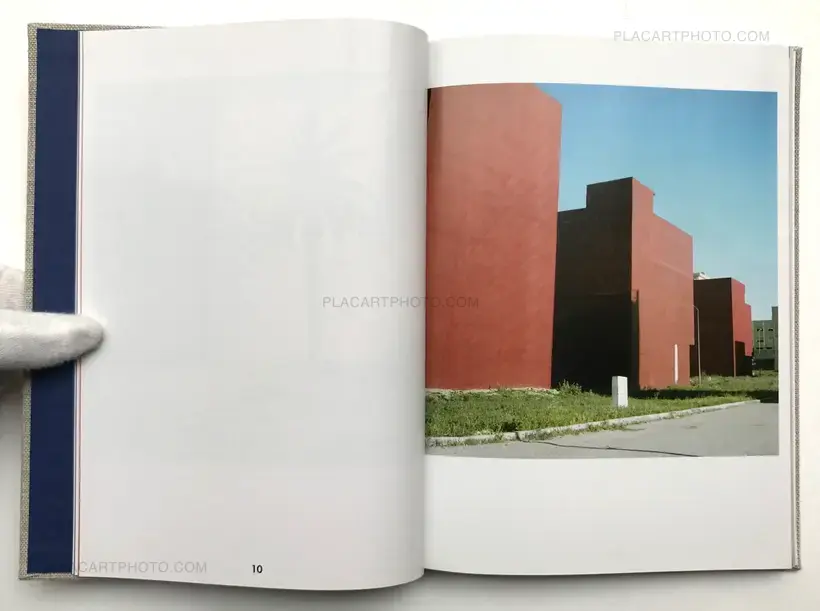 A guide to trees for governors and gardeners (Signed Ltd edt)