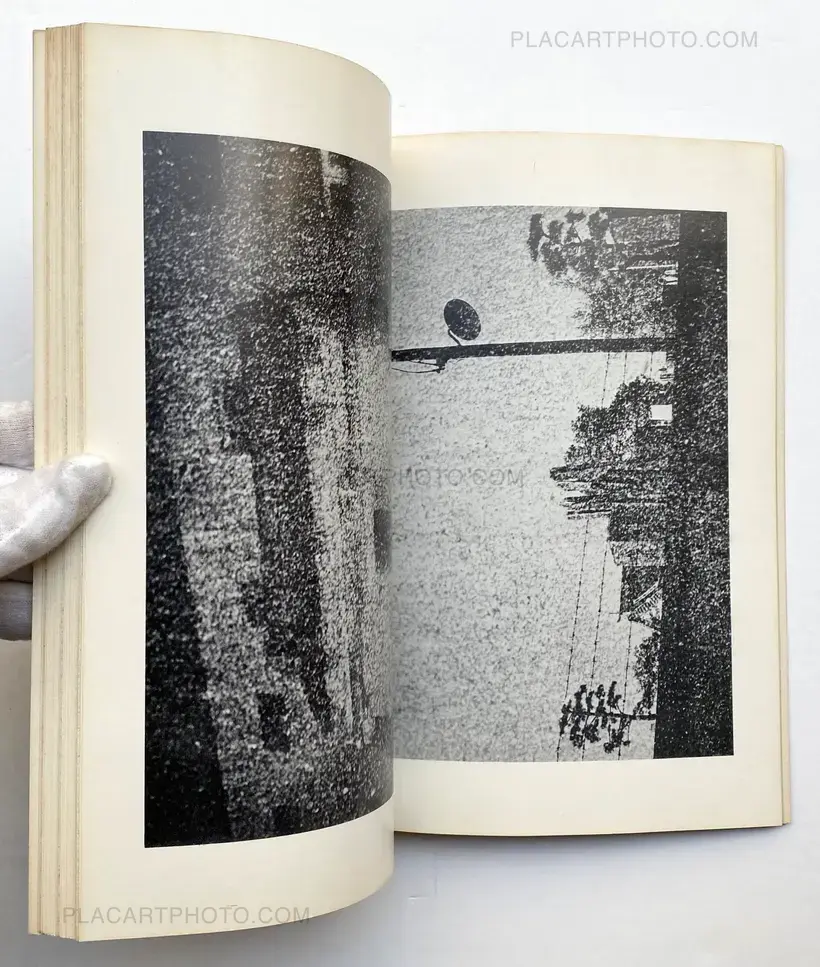 Mittsu no eizō - ’74 Hiroshima shashinten / Trois images -’74 Exposition Hiroshima