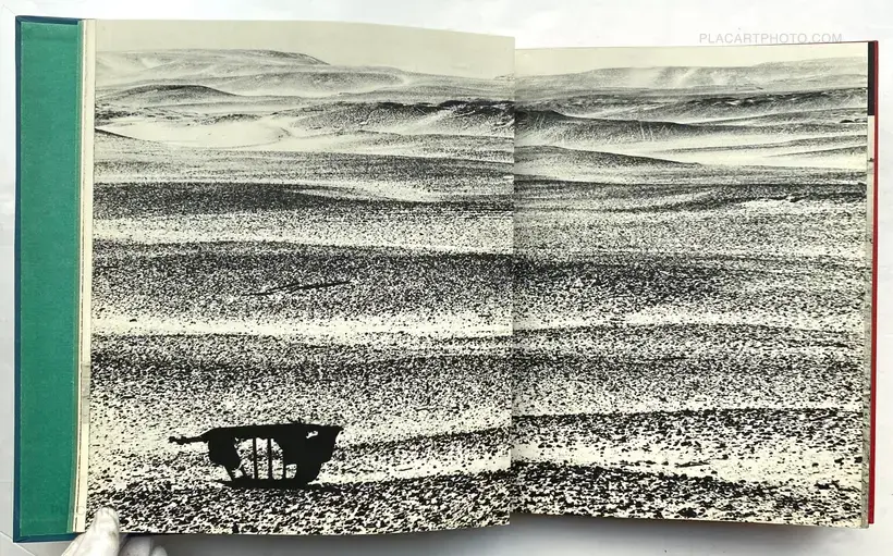 Sketching Tour in Europe (signed and dedicated)