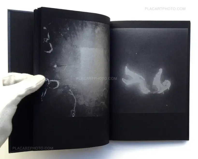 Astres noirs (first edt)