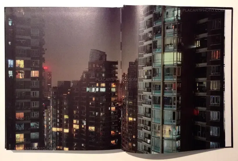 Smell of tiger precedes tiger