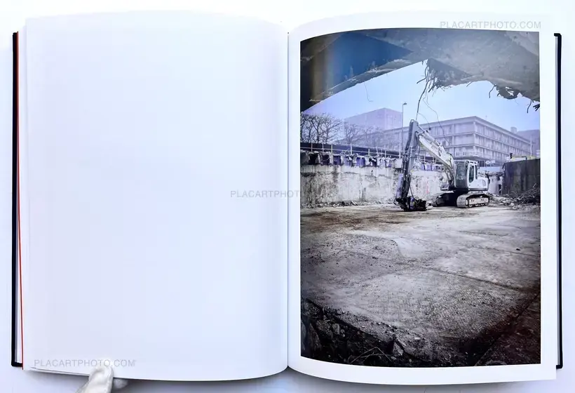 DE BĒTON ET DE LUMIĒRE