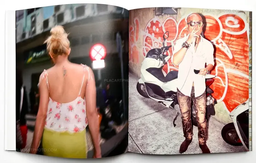 You say Macao? (SIGNED)