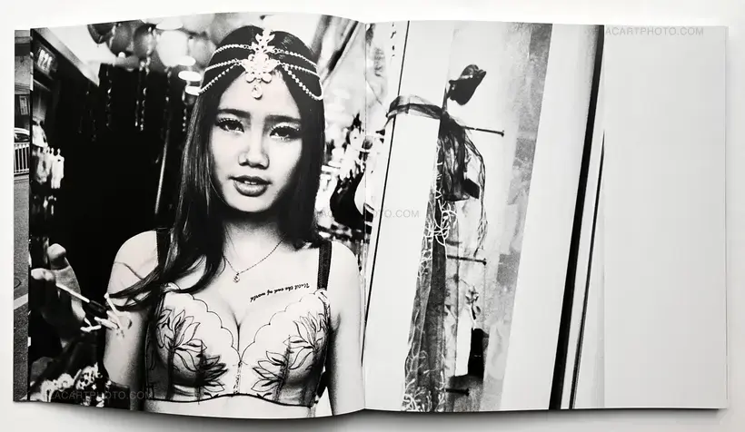 SHUN TAK PEOPLE 順德人 (SIGNED)