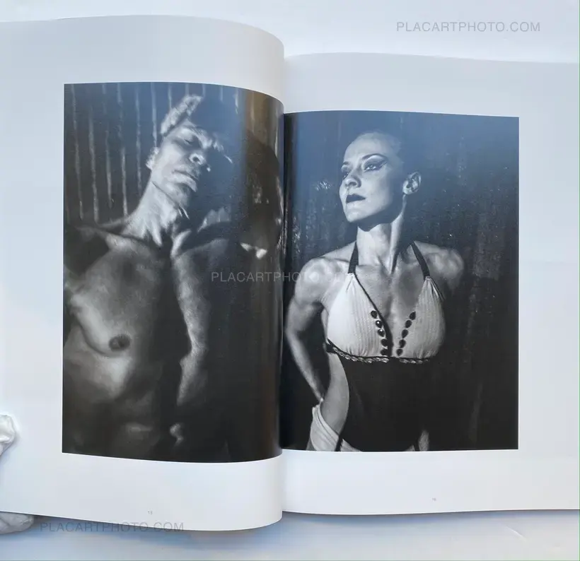 CIRCUS NOIR (SIGNED)