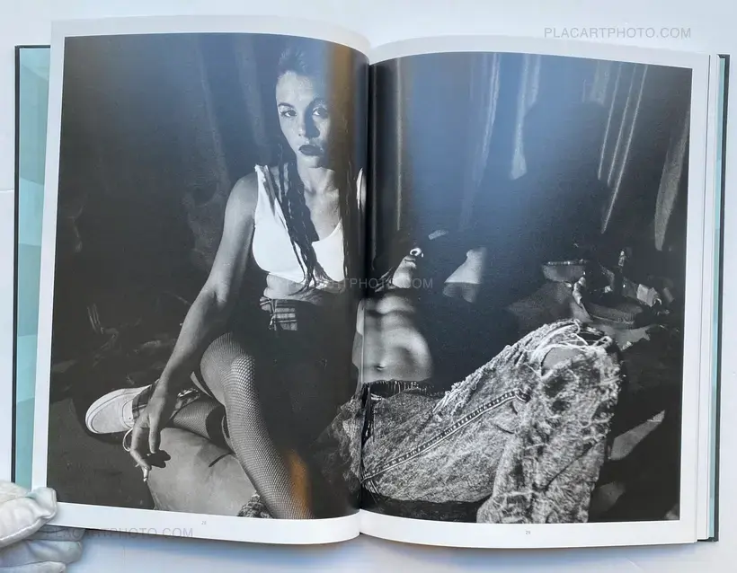 CIRCUS NOIR (SIGNED)