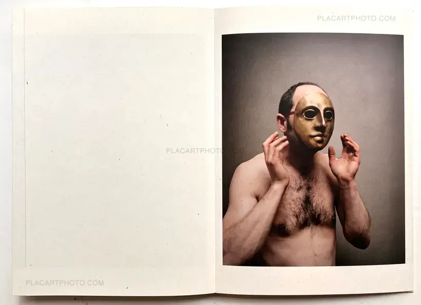 LIBRE MAINTENANT / FREE NOW (English text)