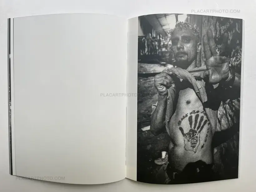 Rio, Favela (SIGNED)