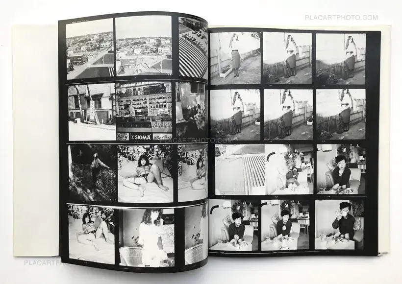 Ikonta story (ASSOCIATION COPY WITH OBI)