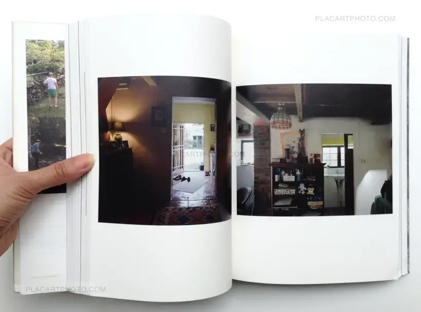 A living space : the homes of Pak Sha O