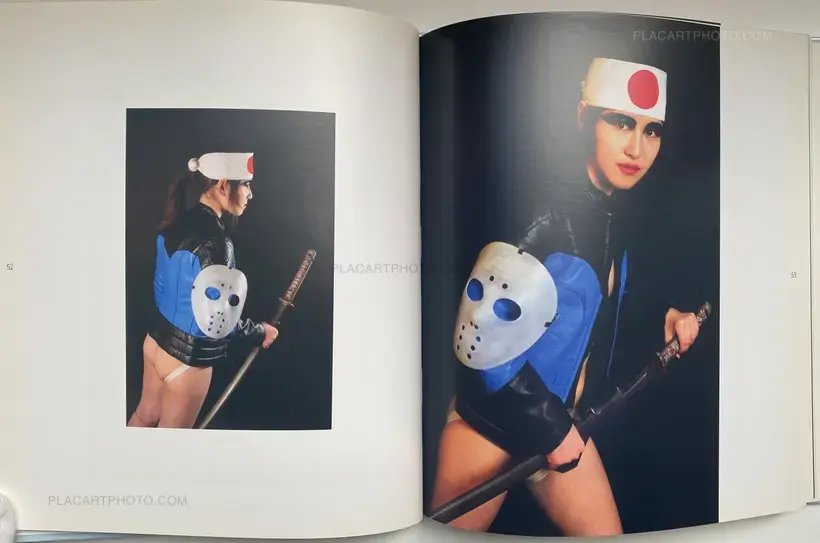 MIO : le bruit de la mer dans ma chambre (WITH 4 SIGNED PRINTS)