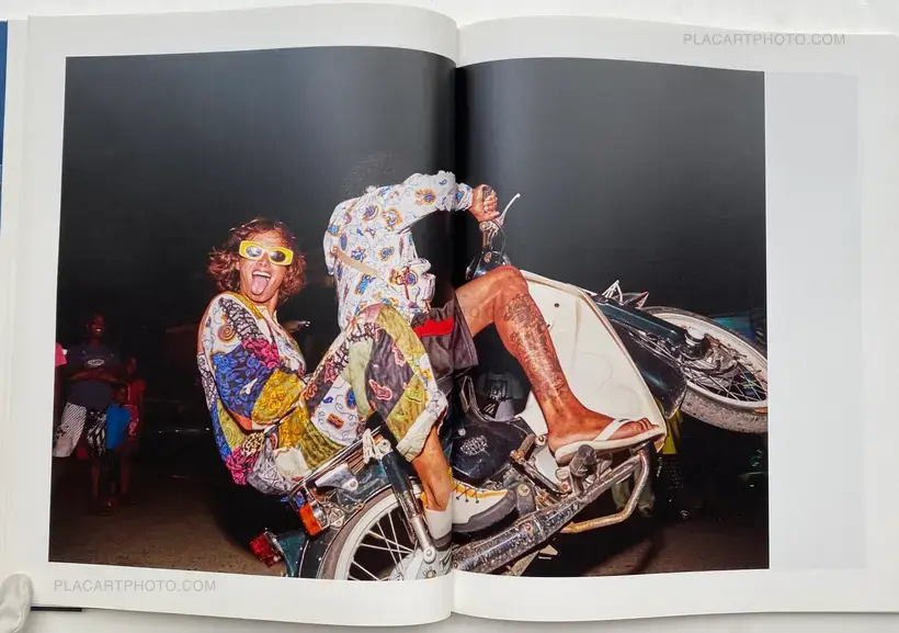 LOEWE 2019 Paula's Ibiza