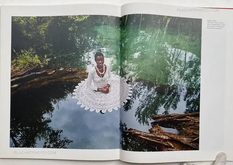 LOEWE 2019 Paula's Ibiza