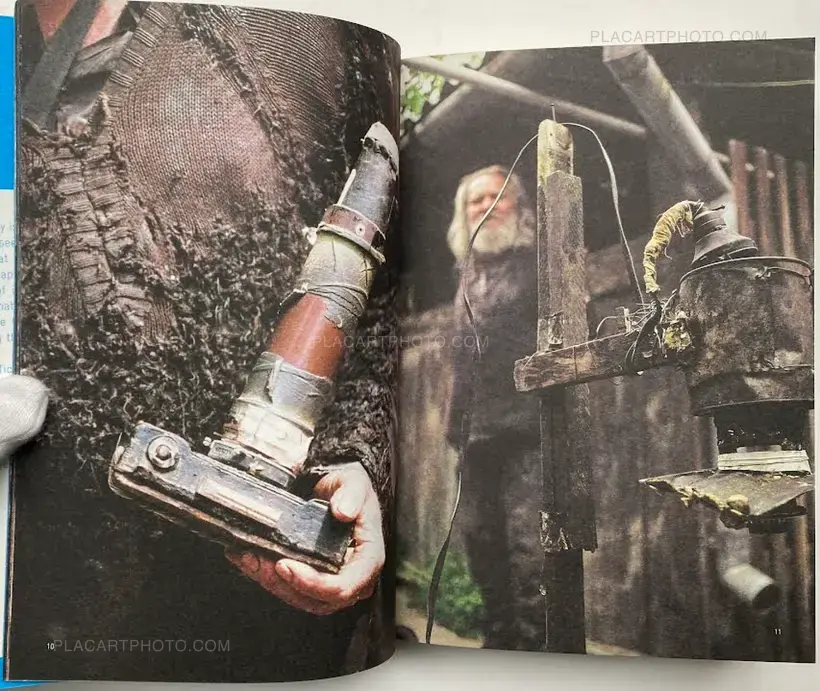 TICHÝ チィッシー