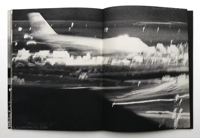 Tokyo International Airport 1946-1972 (WITH OBI)