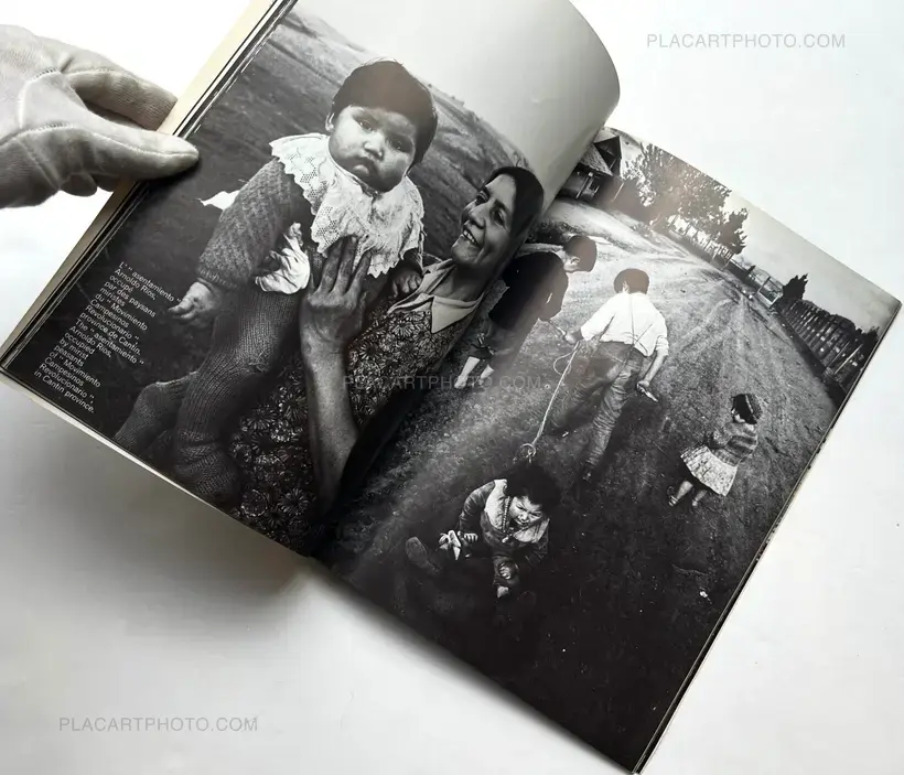 Chili: 82 photos. Documents Gamma