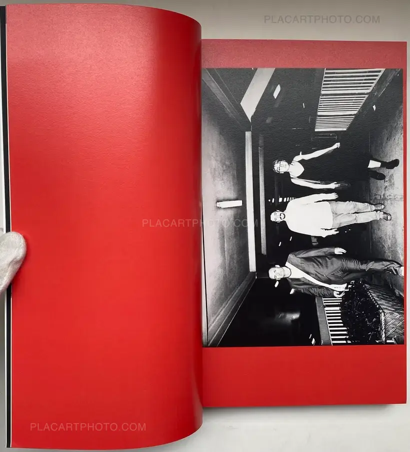 Although we will never know the end of our love, she and I have always dreamed of the future (SIGNED)