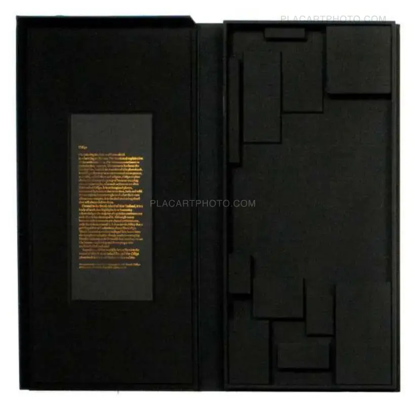 Caligo. A photo sculpture book (EDT OF 20)