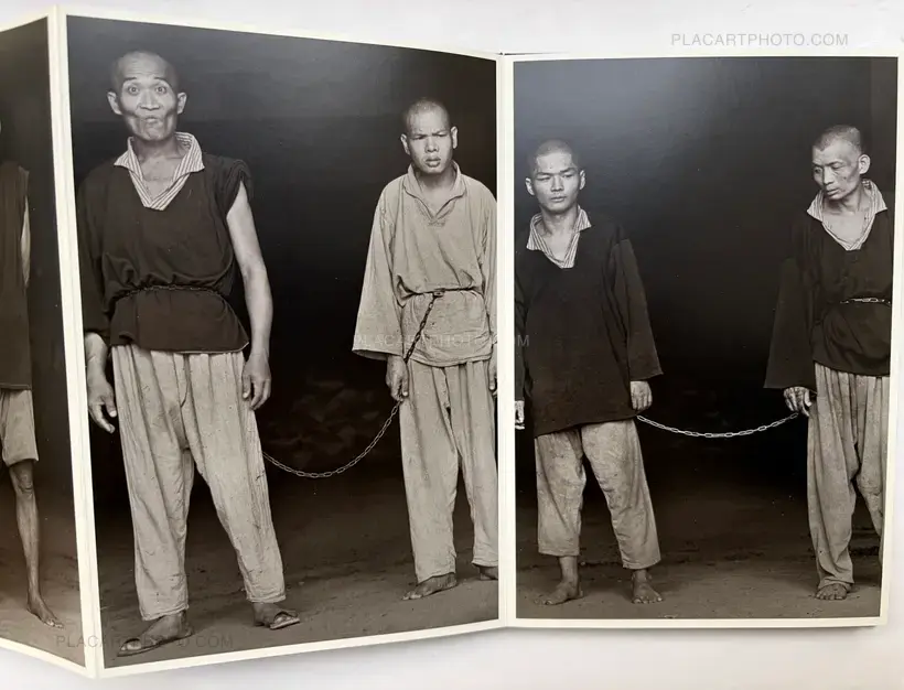 THE CHAIN (SPECIAL EDT WITH METAL BOX) (ASSOCIATION COPY)